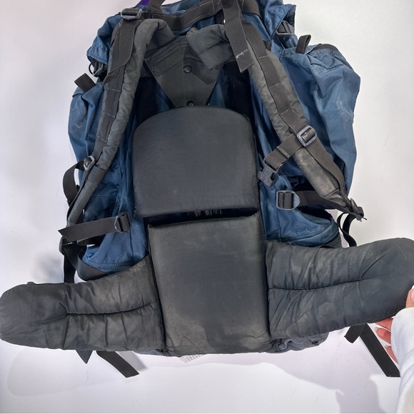 Lowe Alpine Unisex Vintage Internal Frame Backpack R - Picture 8 of 13